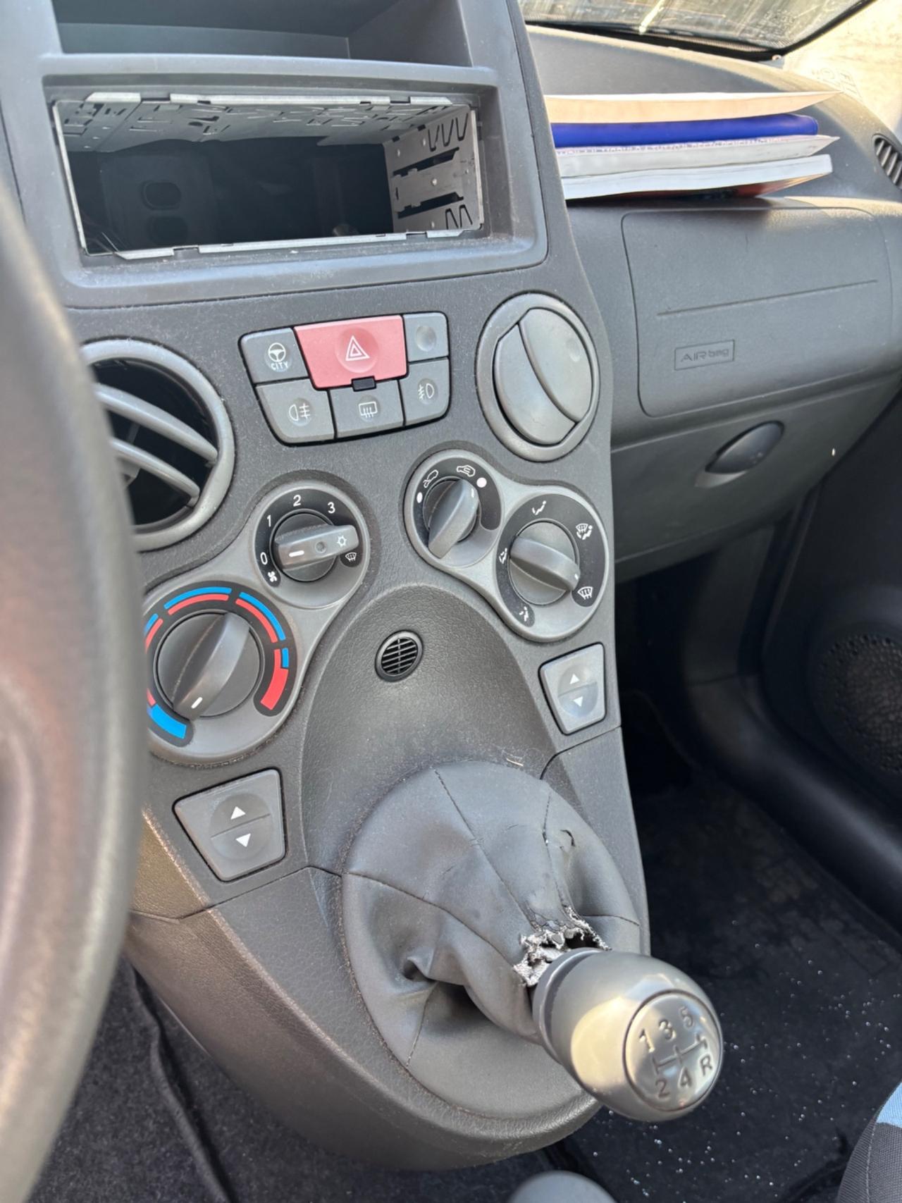 Fiat Panda 1.2 Dynamic Natural Power neo patentato