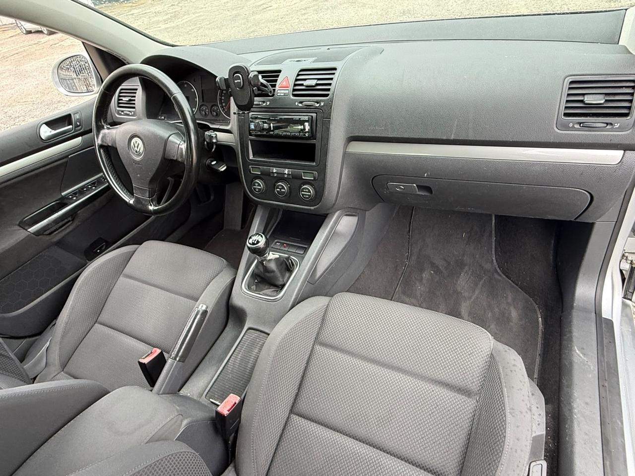 Volkswagen Golf 2.0 TDi Sportline UNIPROPR