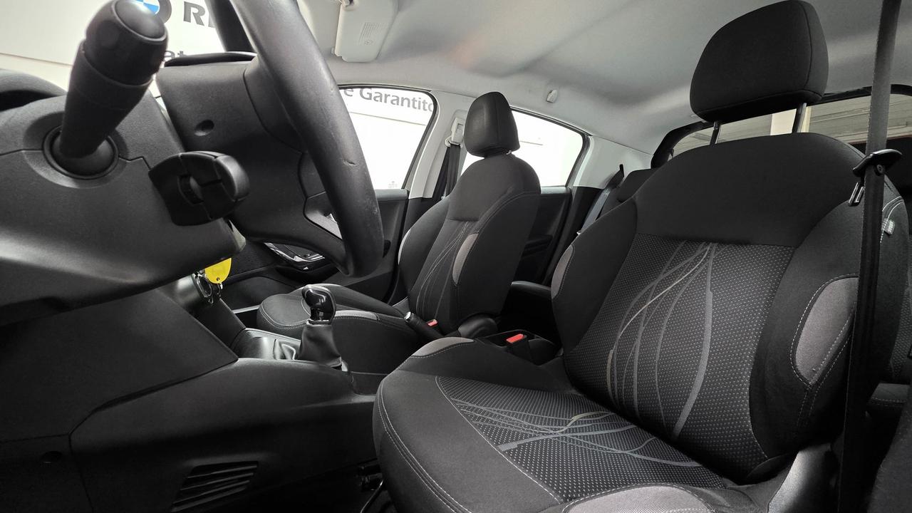 Peugeot 208 1.4 HDi 68 CV 5 porte Allure 07/2014 Neopatentati Euro 5B