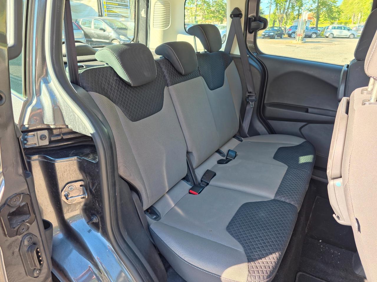 Ford Tourneo Courier 1.5 TDCI 75 CV Sport 2018-E6 Manuale NEO