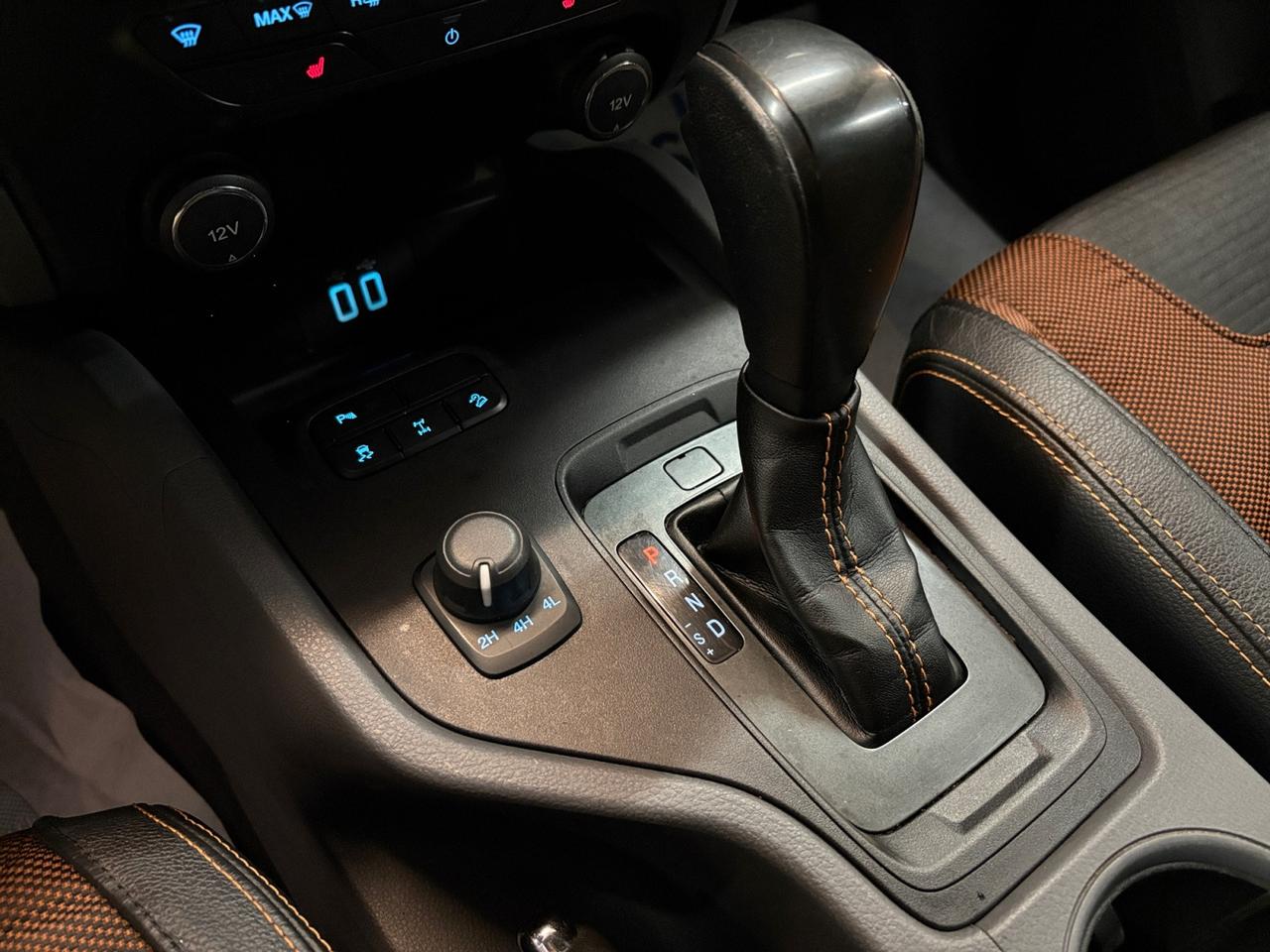 FORD Ranger 2.2 tdci double cab Wildtrak 160cv auto AUTOCARRO N1