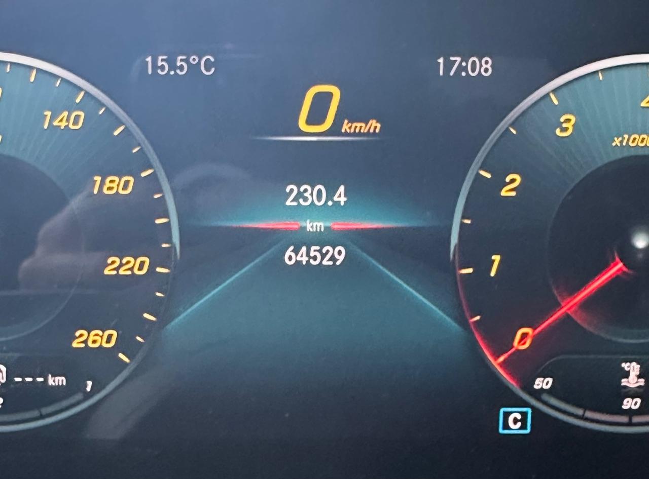 Mercedes A 200 Business 7G-DCT