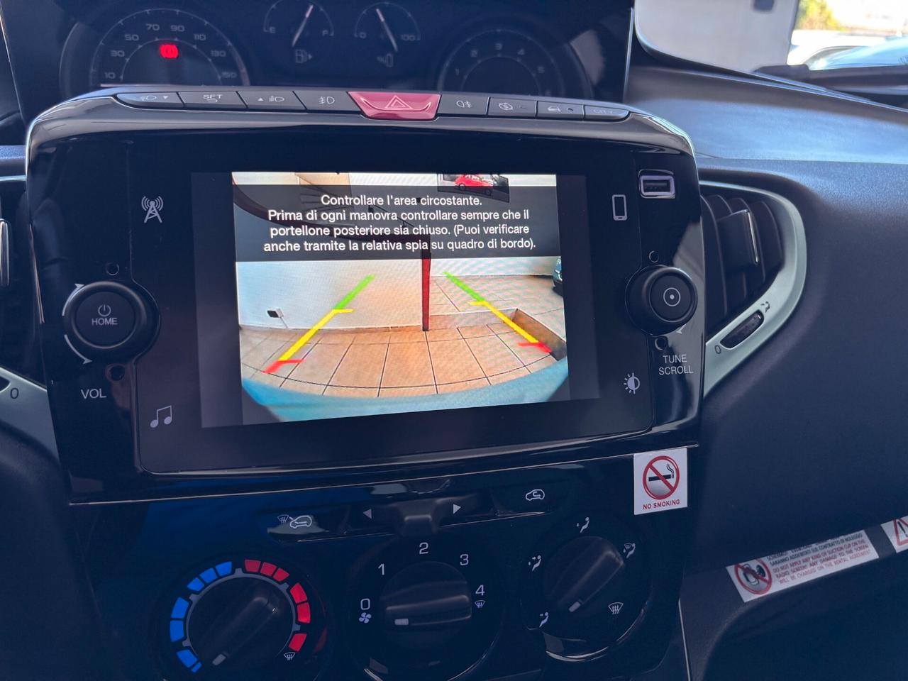 Lancia Ypsilon 1.0 70cv FireFly 5 porte S&S Hybrid Gold Plus