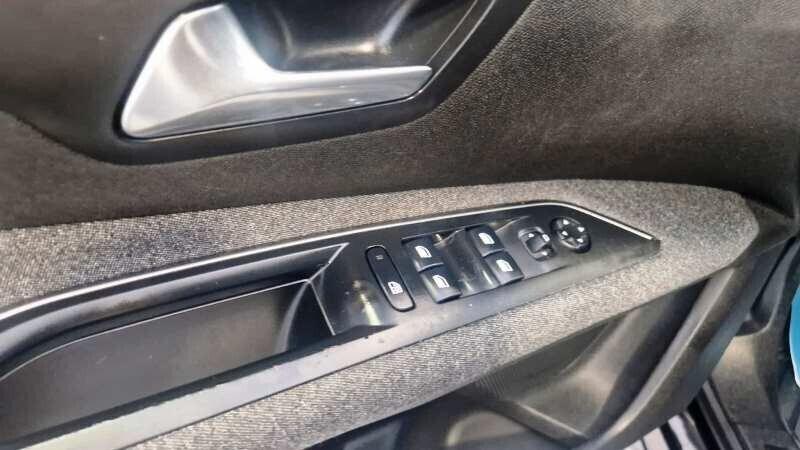 Peugeot 3008 1.2 PureTech Turbo 130 CV S&S Active