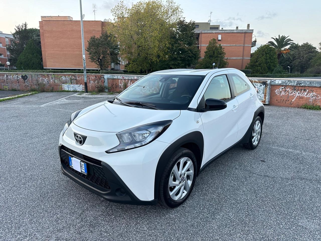 Toyota Aygo 1.0 PARI NUOVO/PACCHETTO TAGLIANDI