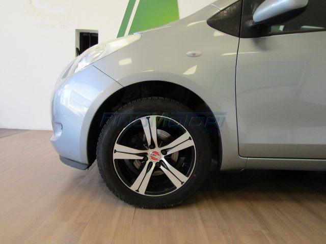 TOYOTA Yaris 1.0 5 porte - NEOPATENTATI