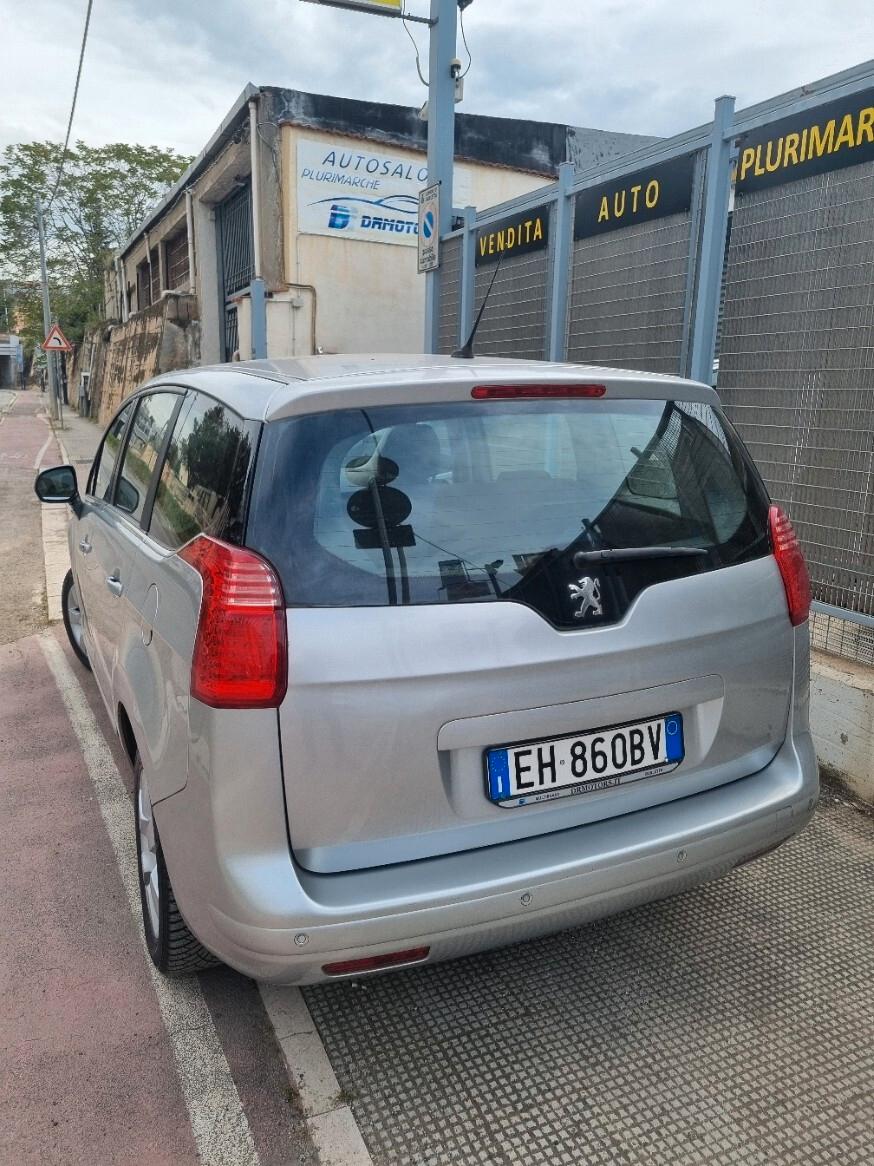 Peugeot 5008 1.6 HDi 112CV Tecno Mix