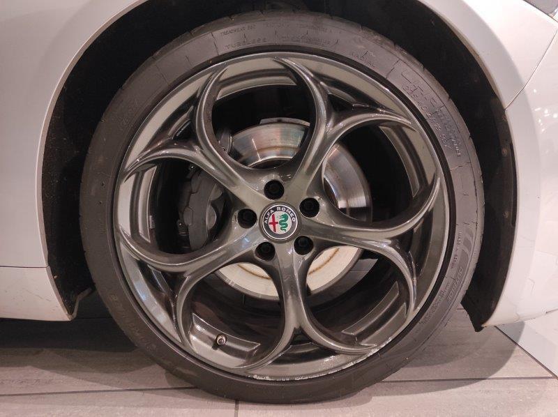 ALFA ROMEO Giulia (2016) - Giulia 2.2 Turbodiesel 210 CV AT8 AWD Q4 Veloce