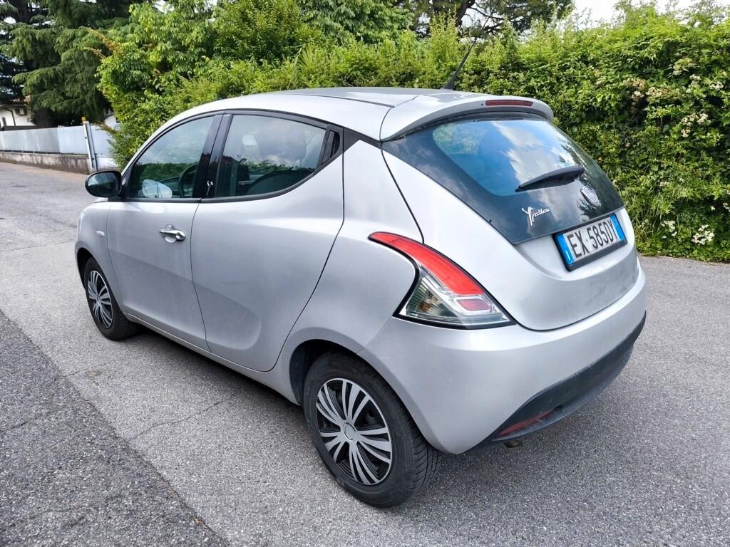 LANCIA YPSILON 1,3 MJT PLATINUM 95CV- OK NEOPATENTATI