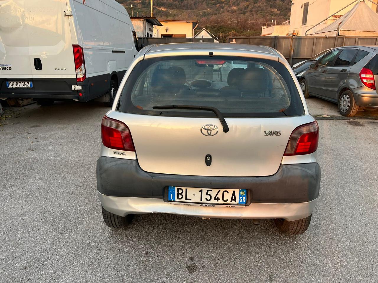 Toyota Yaris 1.0i 16V cat 3 porte