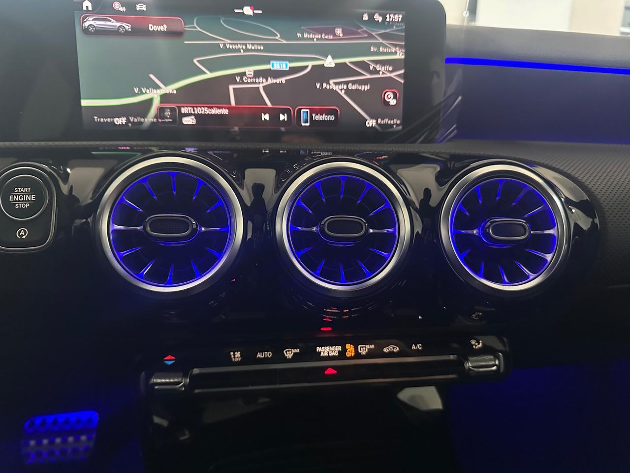 Mercedes-benz A 200 d Automatic AMG Line Premium