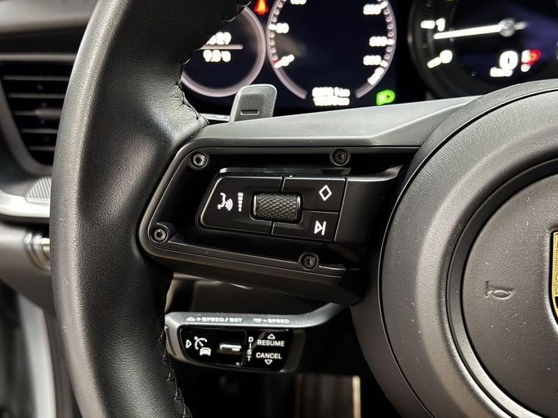 Porsche 911 992 CARRERA - Unipro Solo 18 mila km Service Book Porsche Come Nuova