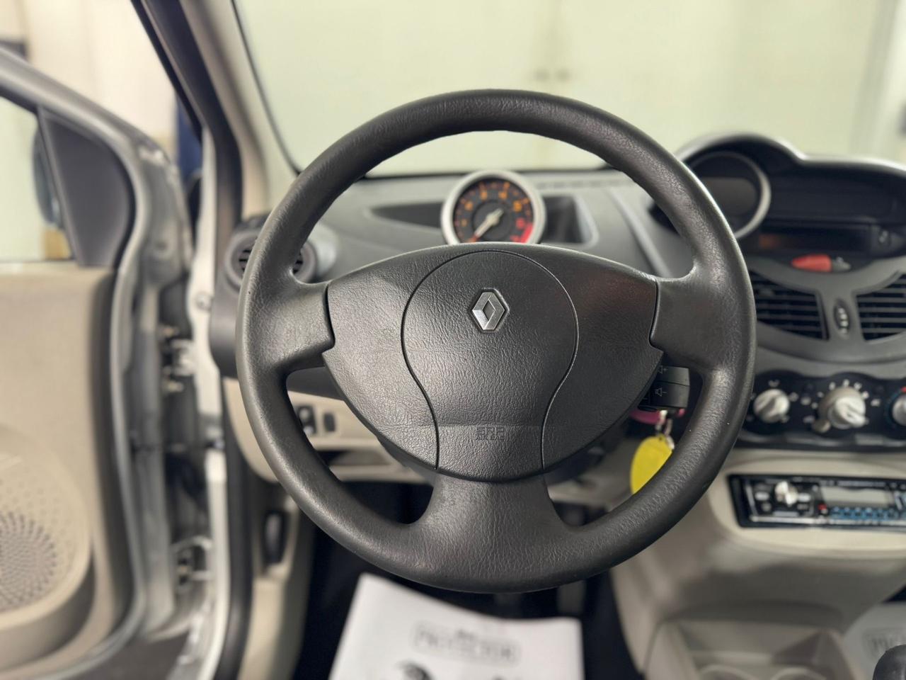 Renault Twingo 1.2 8V Dynamique* NEOPATENTATI*