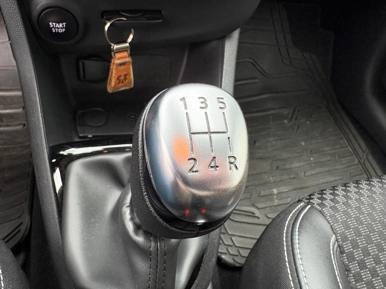 Renault Clio DUEL 1.2 75 CV 5 porte 40000 KM