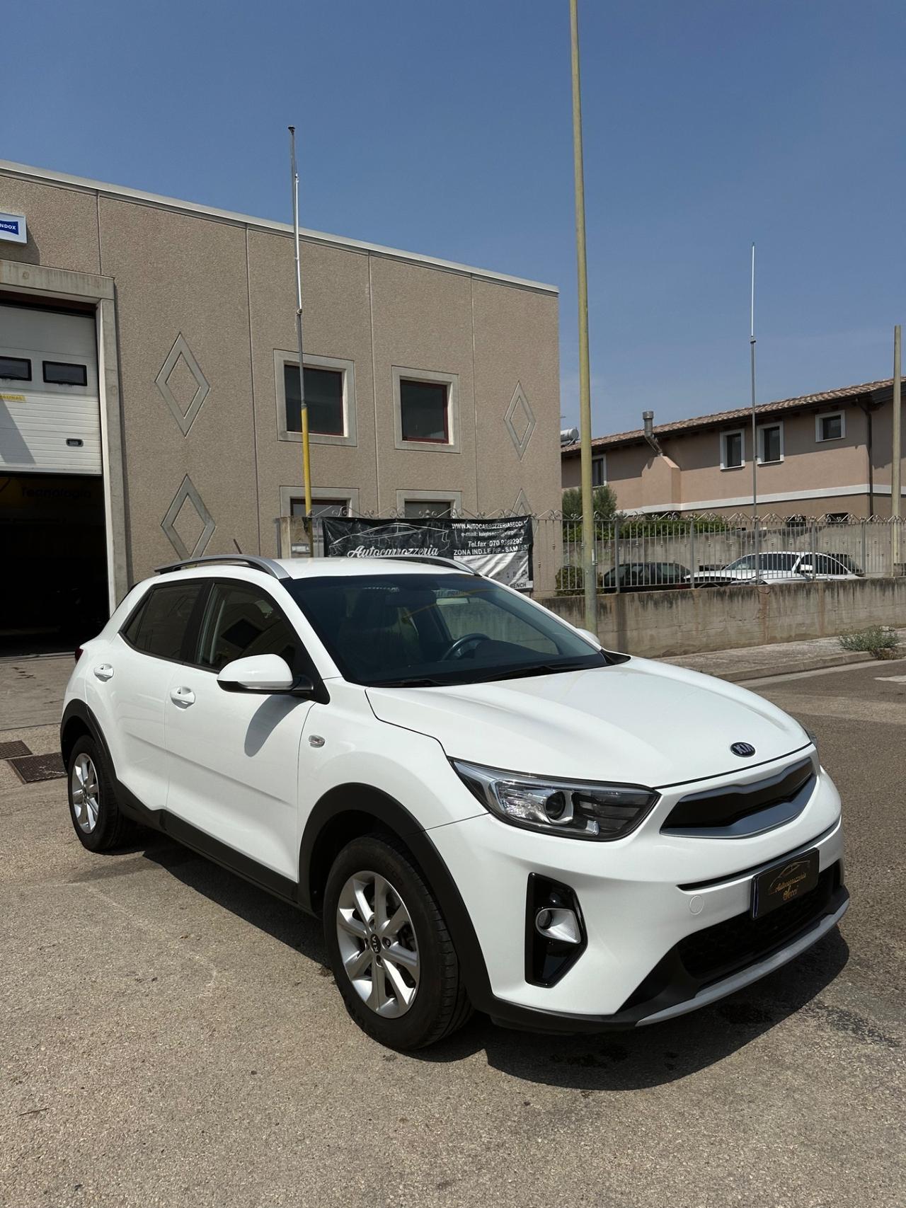 Kia Stonic 1.4 MPI 100 CV Urban