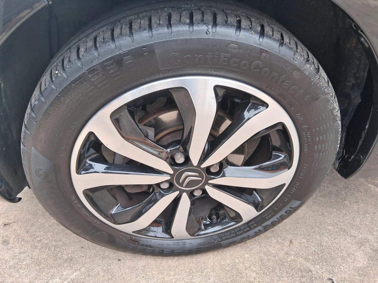 Citroen C1 1.0 VTI 72 S&S SHINE