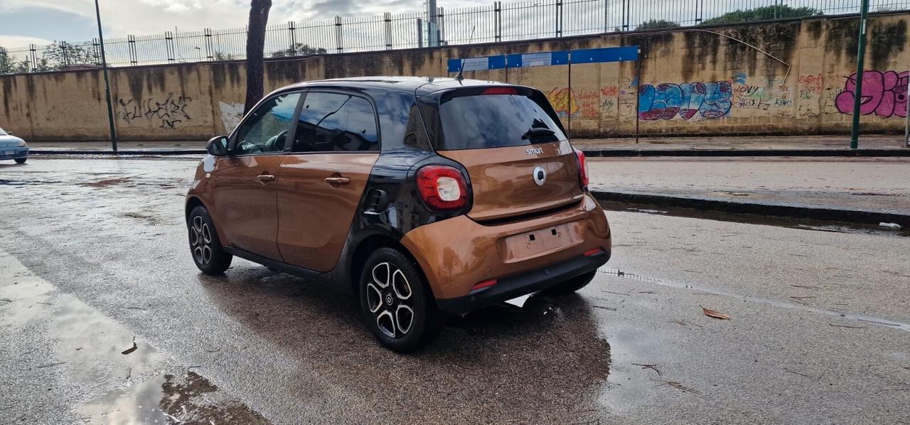 Smart ForFour 90 0.9 Turbo twinamic Passion LED NAVI