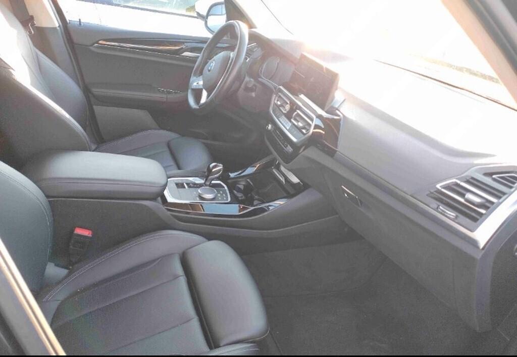 BMW X3 18D 150CV STEPTRONIC 48V S-DRIVE BUSINESS ADVANTAGE ( FARI LED - PELLE - CLIMA TRIZONA - NAVI - PARK ASSISTANT - TELECAMERA POST. - CERCHI 18 )