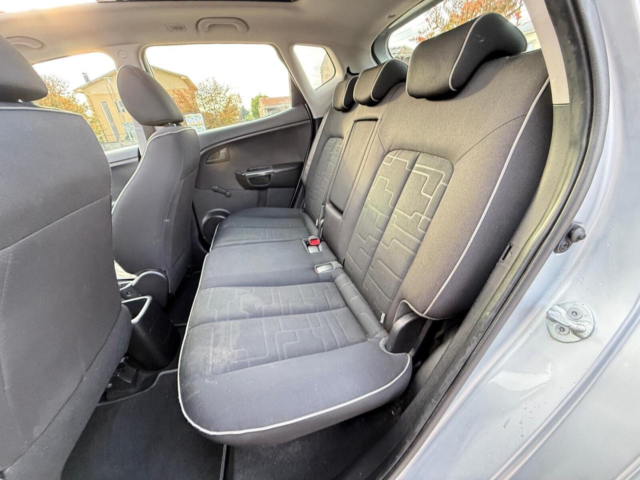 Kia Venga 1.4 CVVT Fullsky