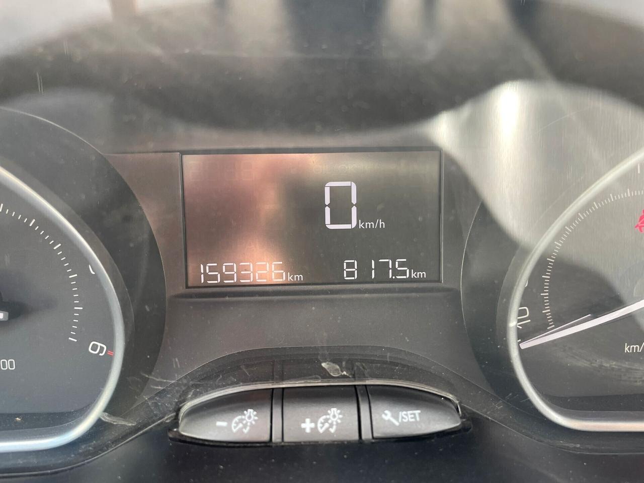 Peugeot 2008 BlueHDi 75 Access