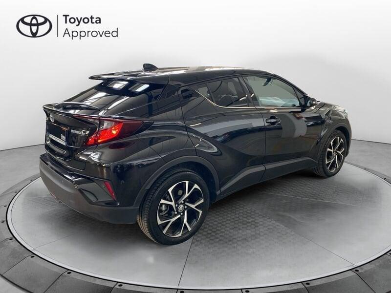 Toyota C-HR 1.8 Hybrid E-CVT Trend