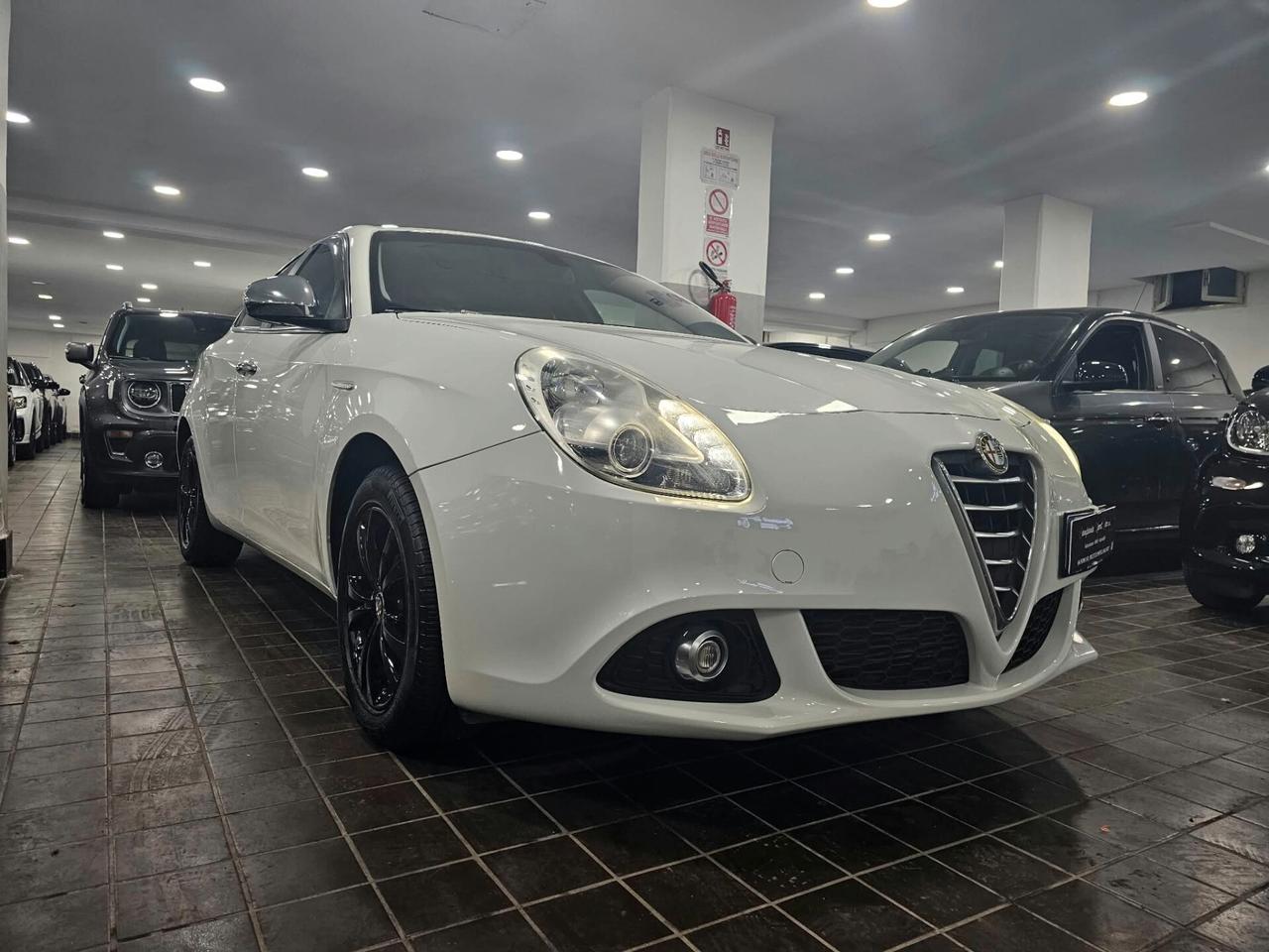 Alfa Romeo Giulietta 1.6 JTDm-2 105 CV Distinctive