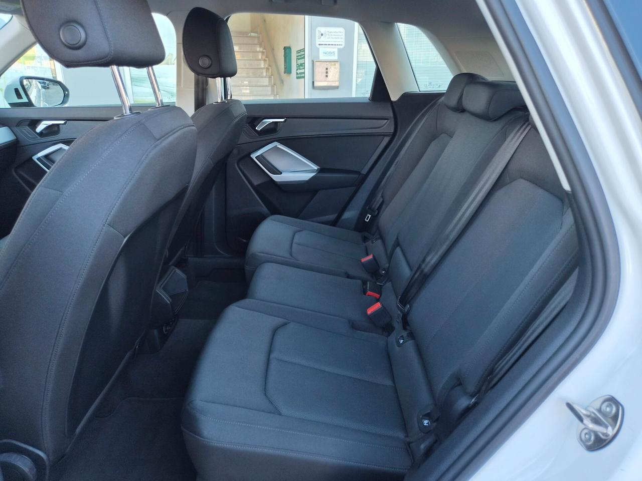 Audi Q3 2.0 TDI 150 CV * CAMBIO AUTOM.