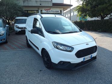 FORD TRANSIT COURIER