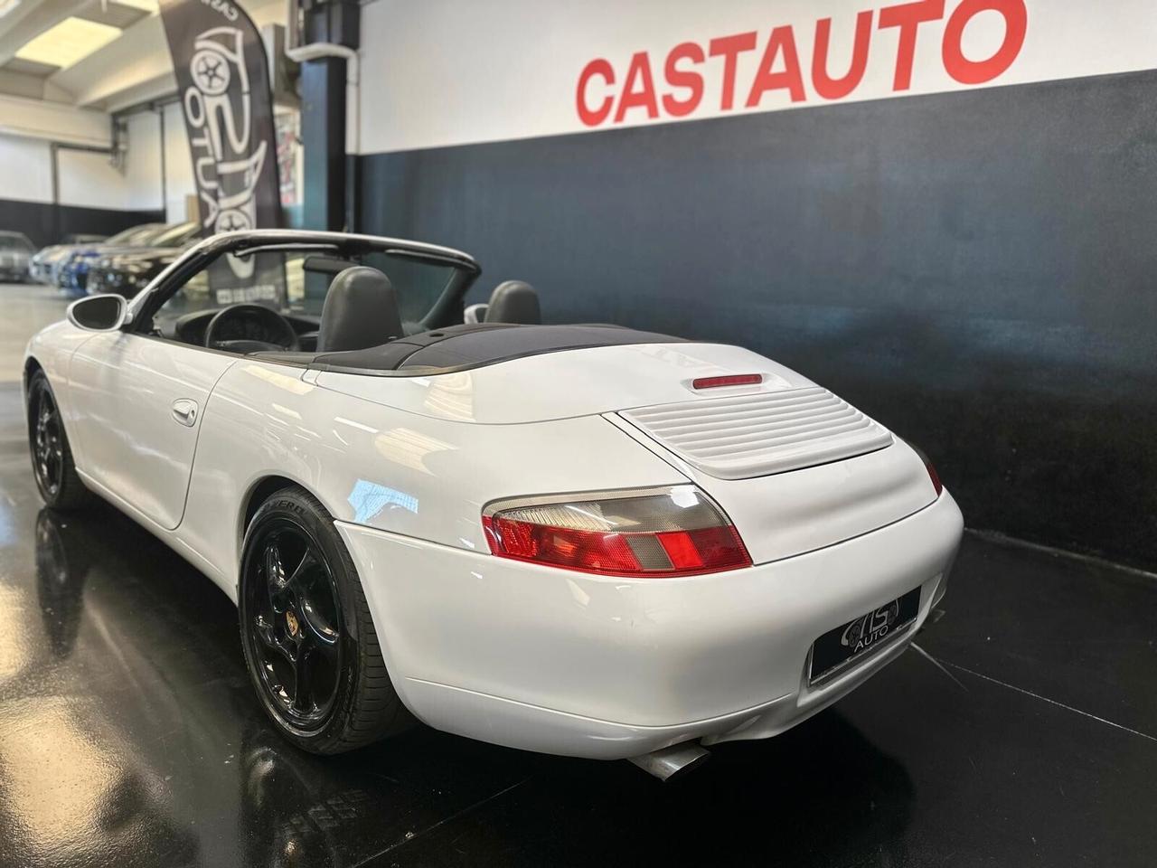 Porsche 911 Carrera 4 cat Cabriolet