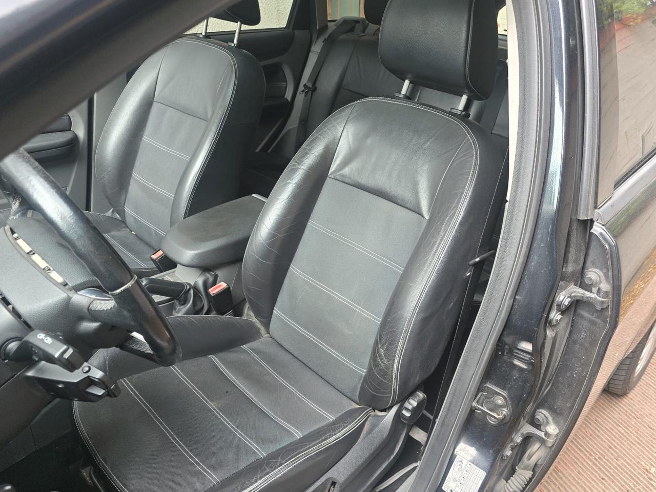 Ford Focus 1.6 TDCi (110CV) SW Tit. DPF - UNICO PROPRIETARIO TETTO APRIBILE