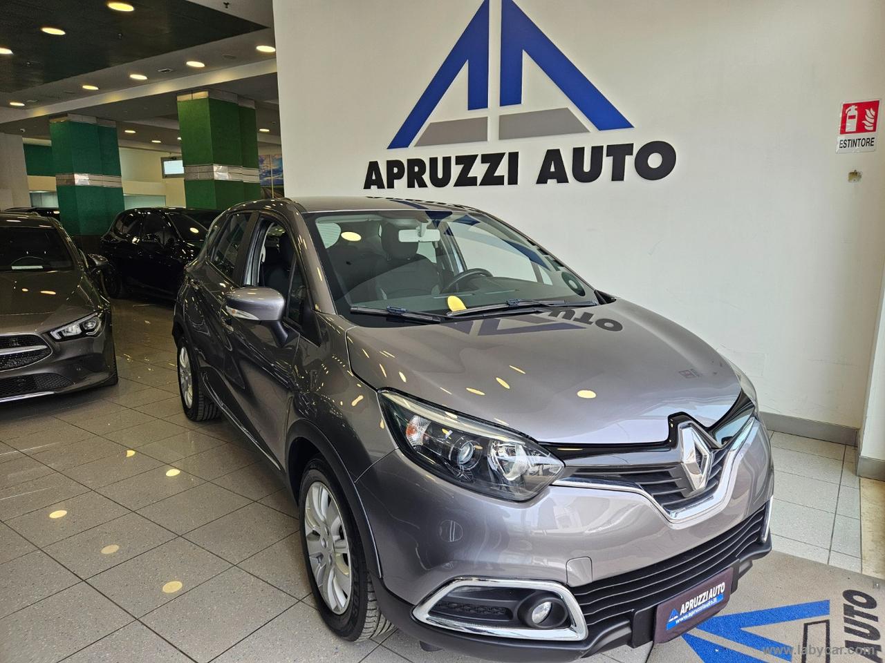 RENAULT Captur dCi 8V 90 CV Business