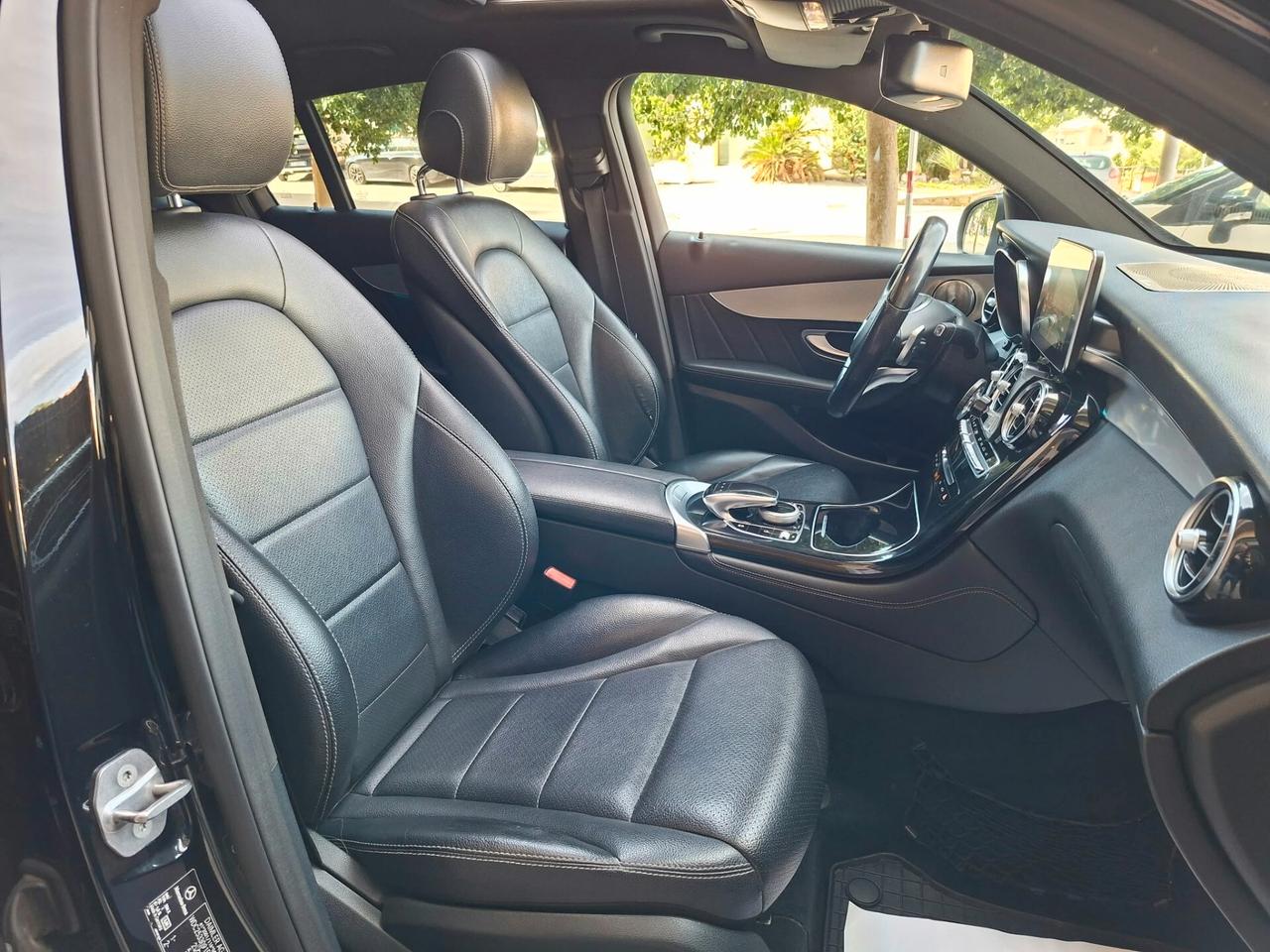 MERCEDES GLC 250d 4Matic 204cv Coupé Premium AMG