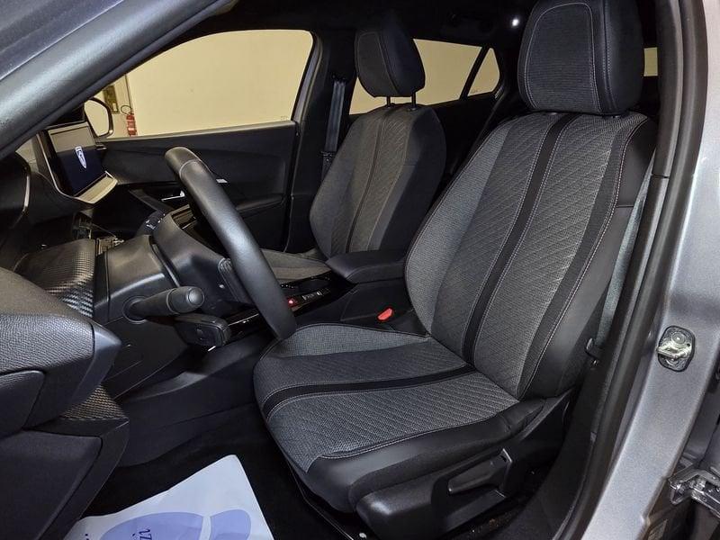 Peugeot 2008 PureTech 100 Allure S/S NAVI +Pack Vision con riro usato e bonus Easy go'
