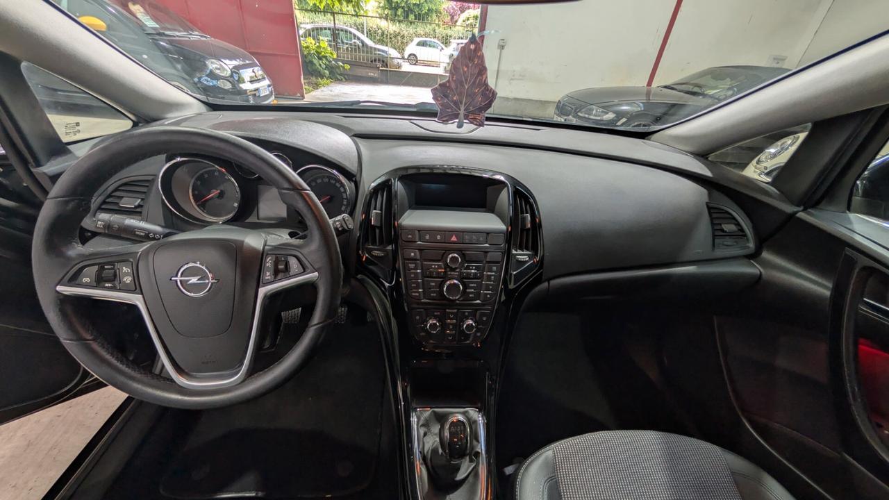 Opel Astra 1.4 Turbo 140CV Sports Tourer GPL Tech Cosmo