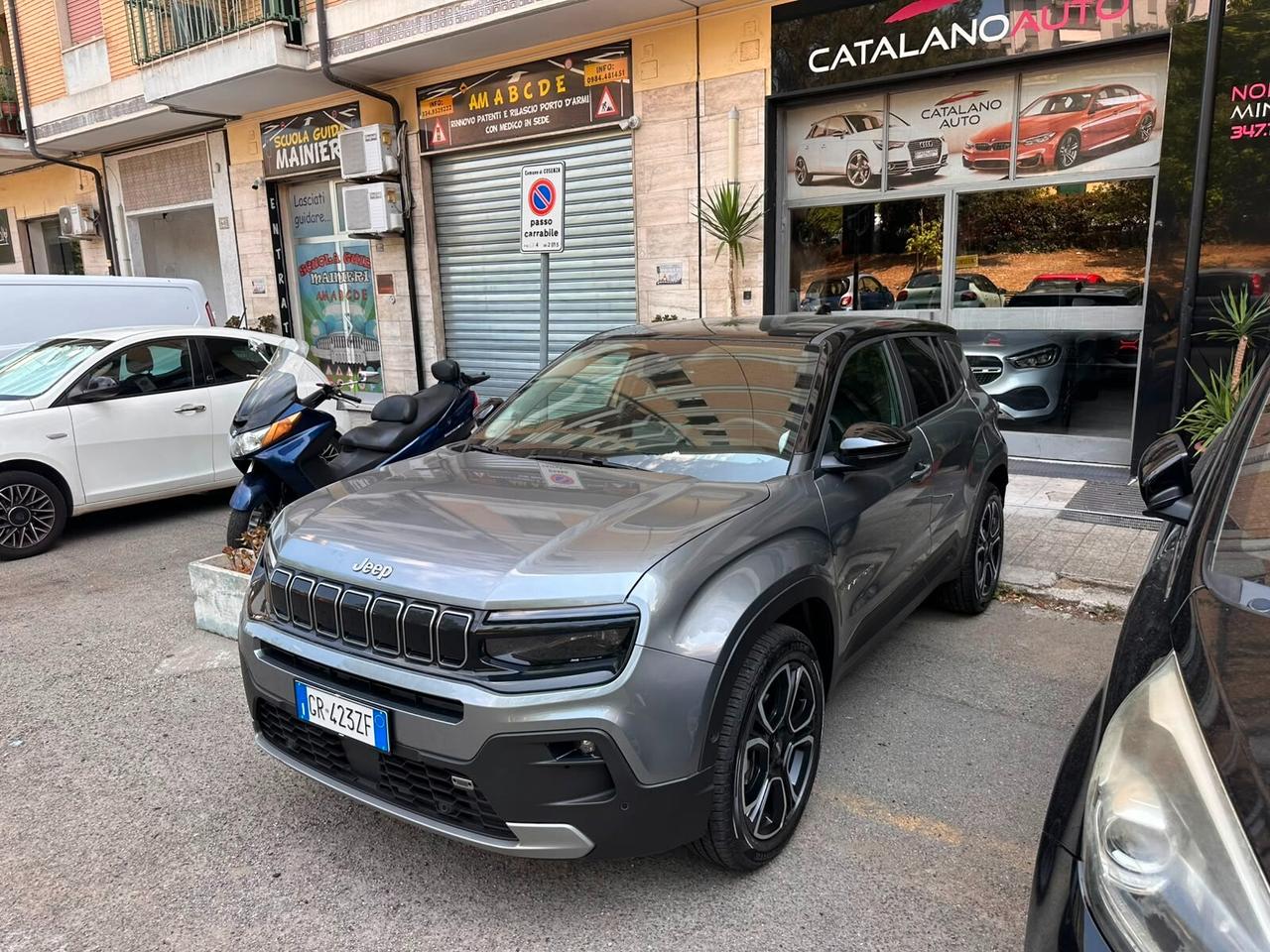 Jeep Avenger 1.2 Turbo 100 CV Summit