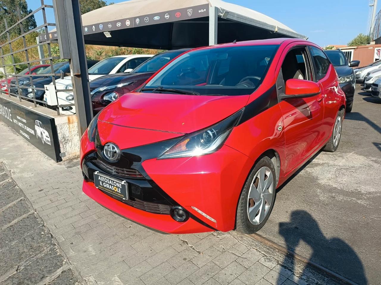 Toyota Aygo 1.0 VVT-i 69 CV 5 porte x-clusiv