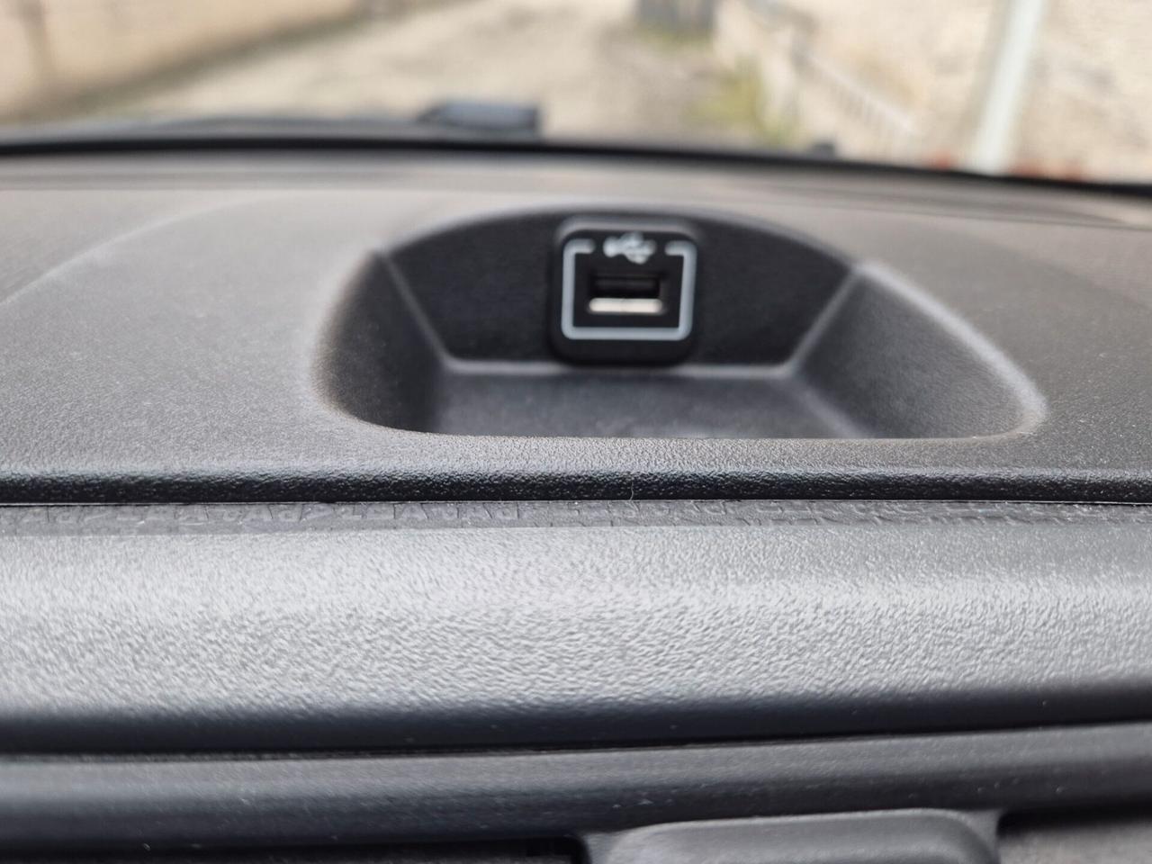 Fiat Panda 1.2 Lounge 5 POSTI