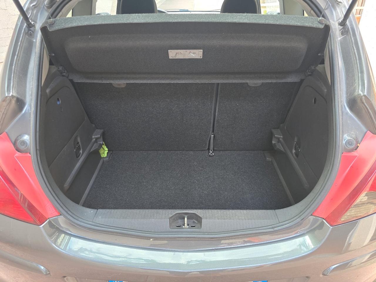 Opel Corsa 1.2 3 porte Edition - OK NEOPATENTATI !!!!!