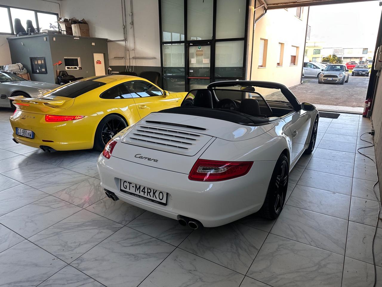 Porsche 911 Carrera 997 Cabriolet