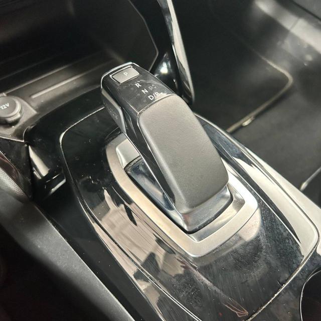 PEUGEOT 2008 motore elettrico 136 CV GT TETTO APRIBILE