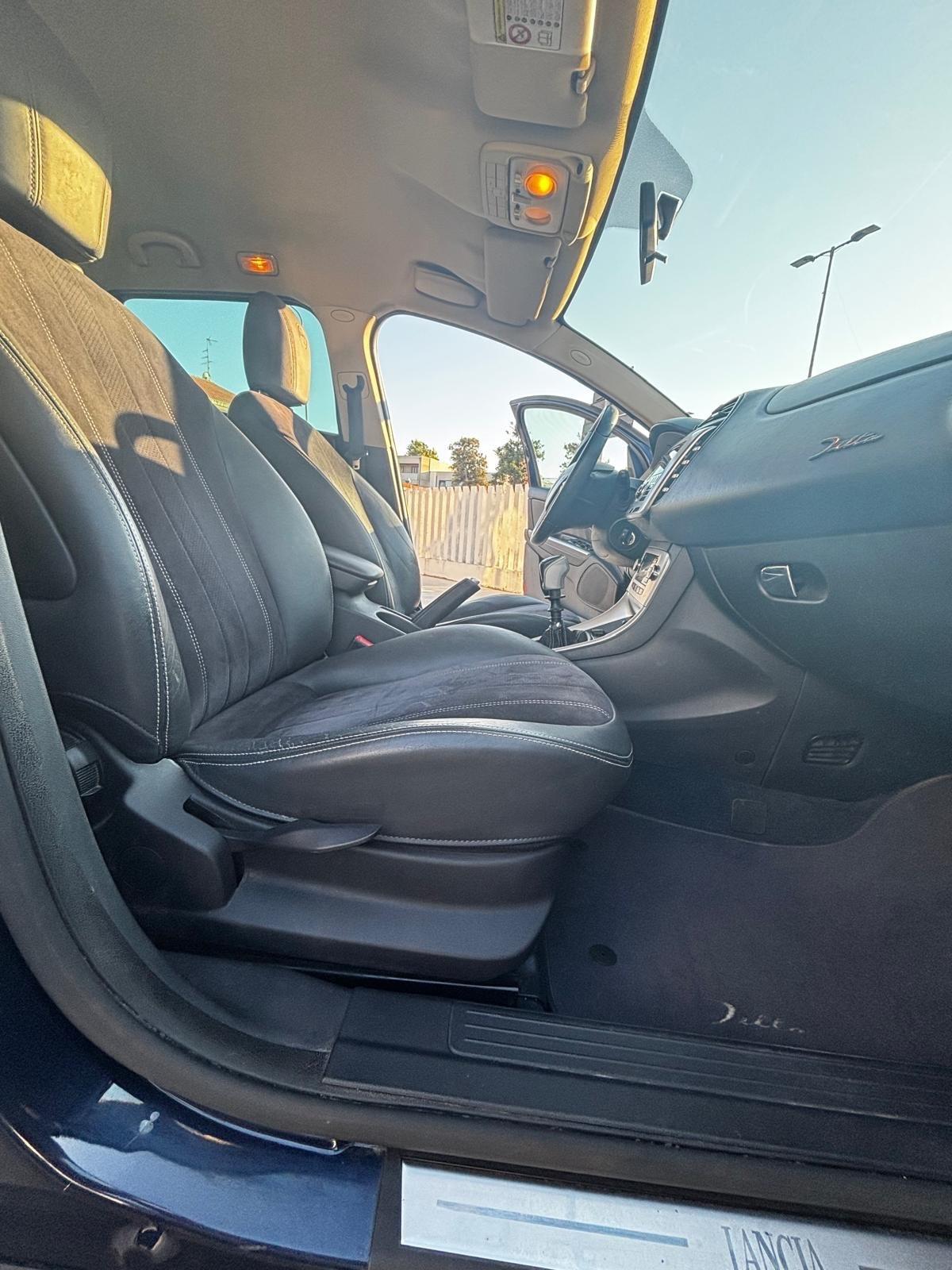 Lancia Delta 1.4 T-Jet 120 CV Argento