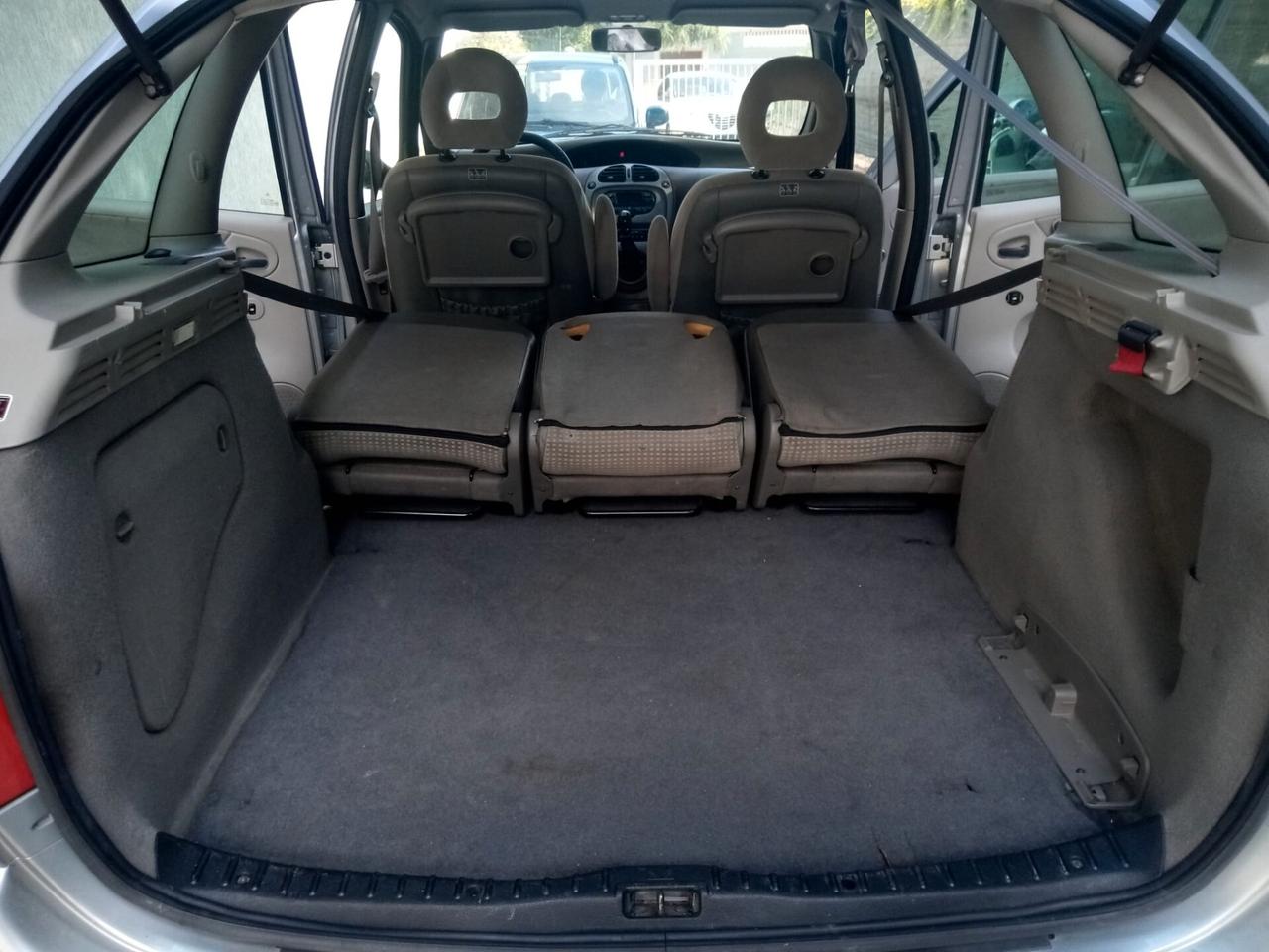 Citroen Xsara Picasso 2.0 HDi Elegance