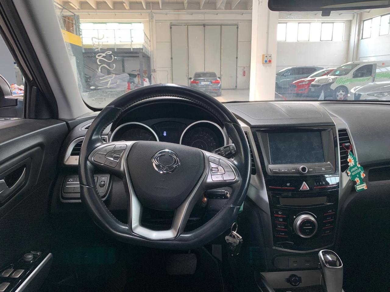 SsangYong Tivoli 1.6 EXCLUSIVE 2WD AUTO