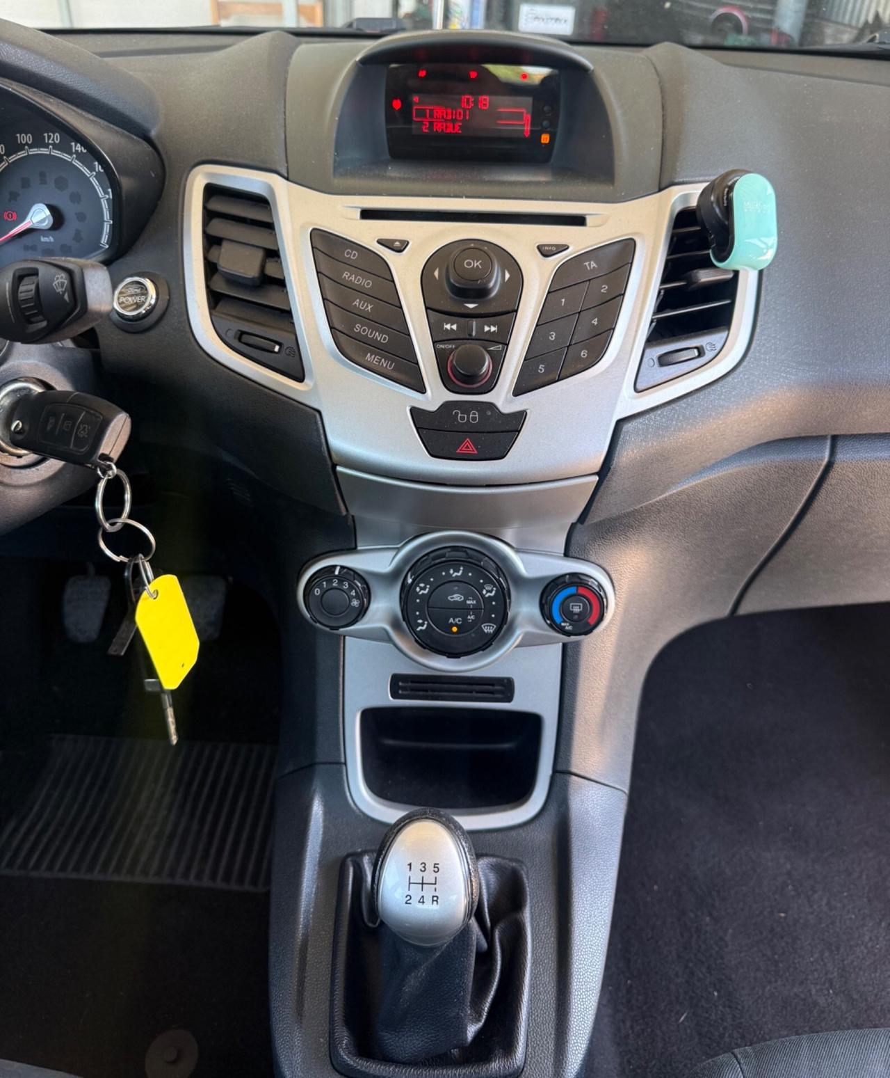 Ford Fiesta Diesel 1.4 TDCi euro5 NEOPATENTATI