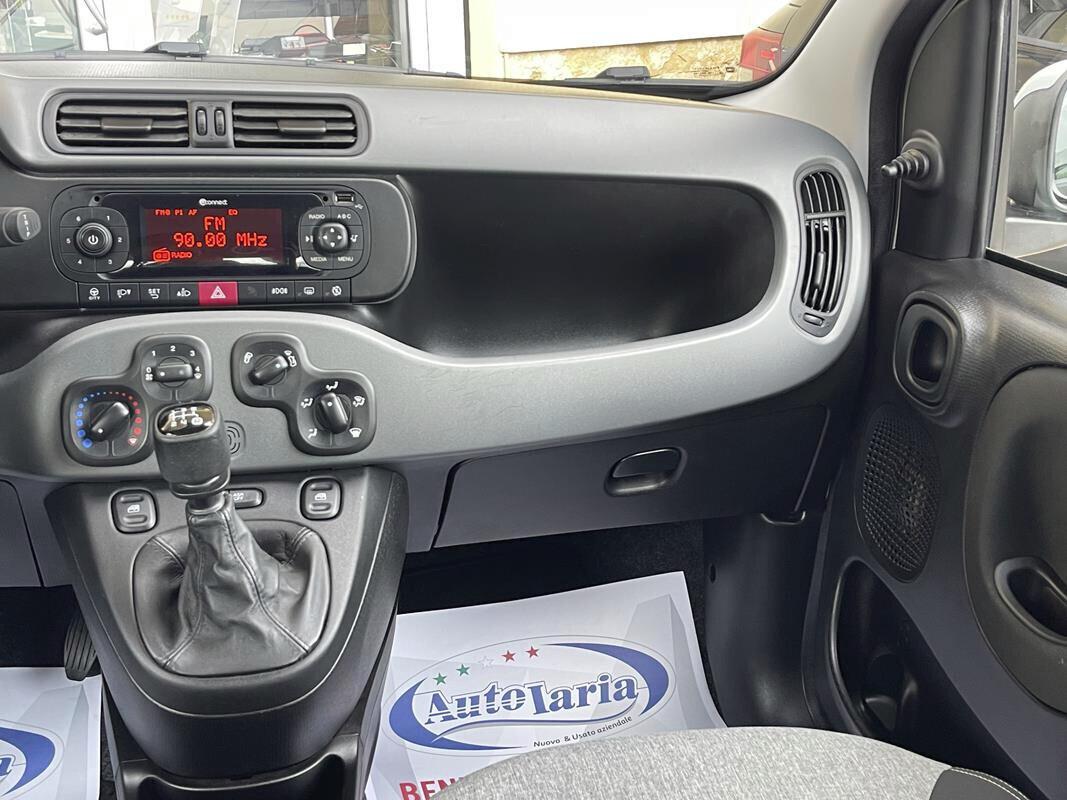 Fiat Panda 1.2 Lounge "Uconnect Bluetooth - Clima automatico -Volante multifunzione " Aziedali