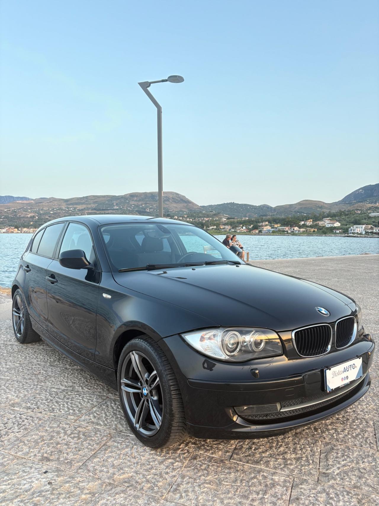 Bmw 118d 5 porte super accessoriata