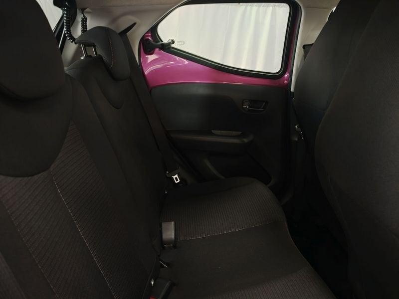 Toyota Aygo 1.0 VVT-i 72 CV 5 porte x-cite