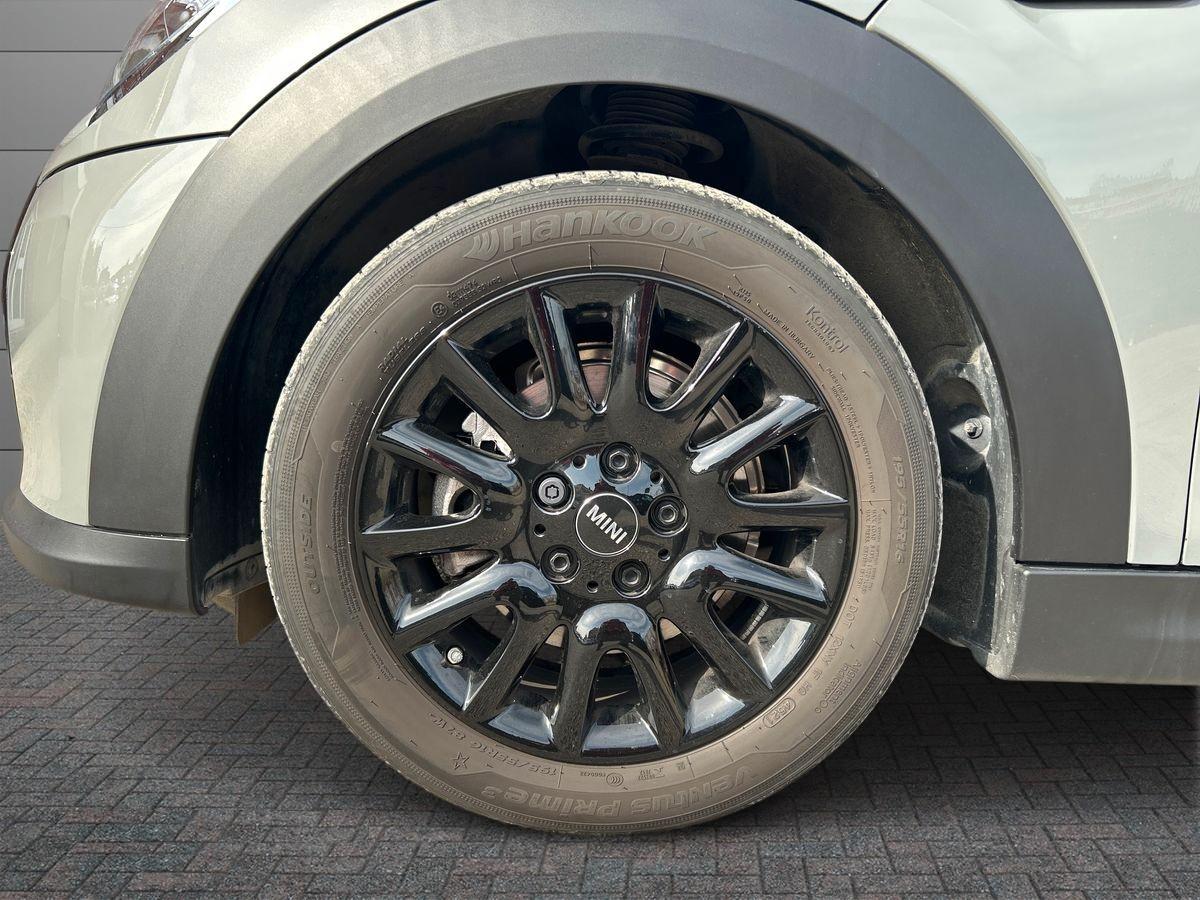 MINI Mini IV F54-F55-F56-F57 - Mini 3p 1.5 Cooper Classic