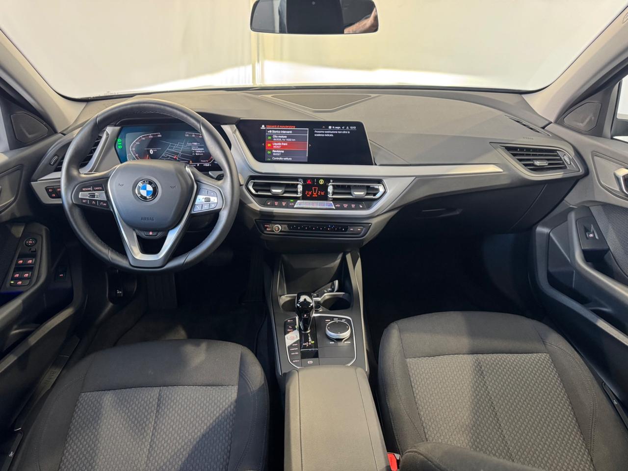 Bmw 120 120i 5p. Advantage