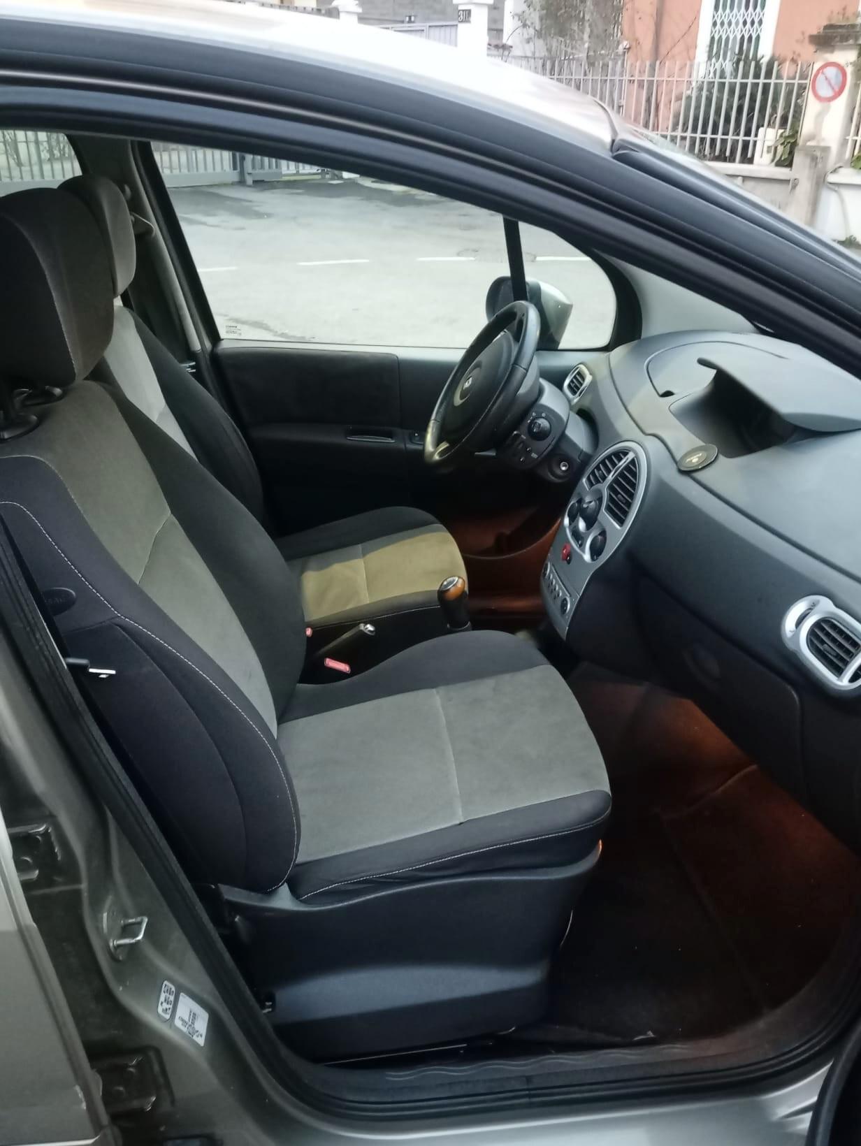 Renault Modus Grand 1.2 16V GPL Dynamique